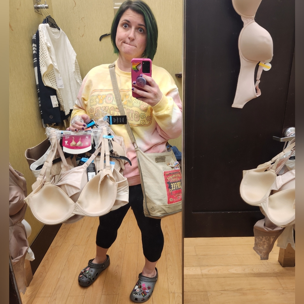 Meet your Posher, Michelle